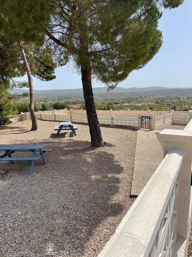 Djm Palms - Shared Casa Rural - Casa Rural Compartida - No Es Una Casa Privada Ayora Εξωτερικό φωτογραφία