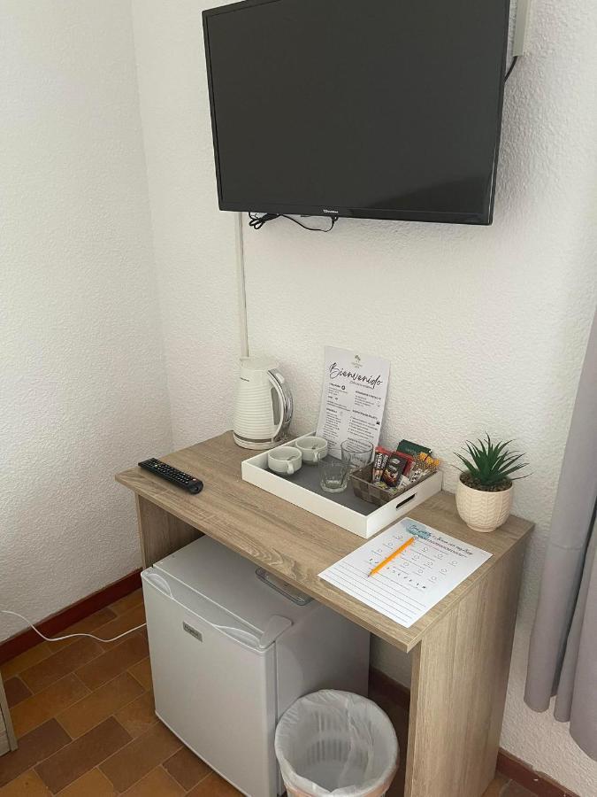 Djm Palms - Shared Casa Rural - Casa Rural Compartida - No Es Una Casa Privada Ayora Εξωτερικό φωτογραφία